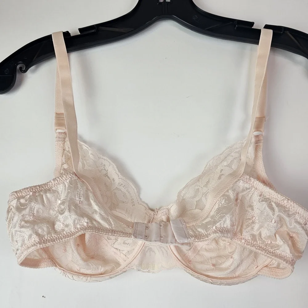 Victorias Secret VTG Gold Label Pink Lace Floral Underwire‎ Bra 34C Style 5168